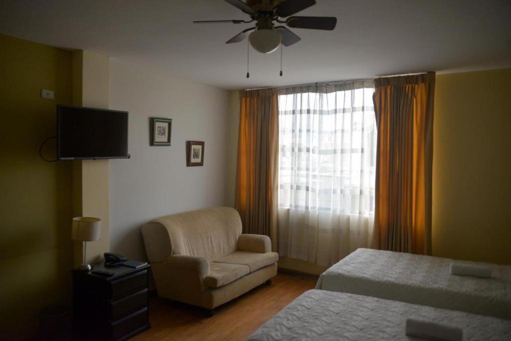 Hotel Las Condes Trujillo Ngoại thất bức ảnh