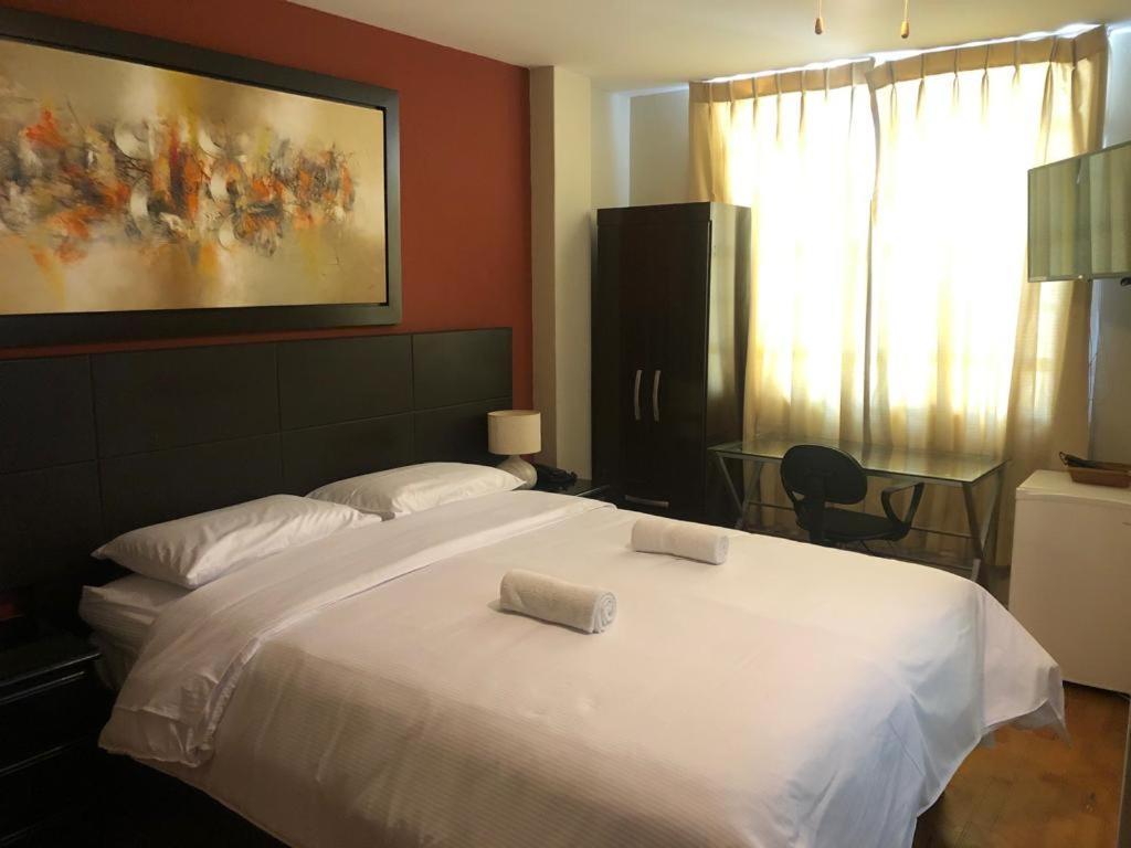 Hotel Las Condes Trujillo Ngoại thất bức ảnh
